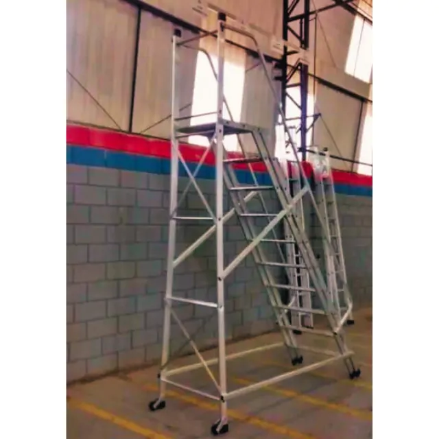 Escada Plataforma Trepadeira em Alumínio Super Star Padrão ESCADA PLATAFORMA TREPADEIRA EM ALUMINIO SUPER STAR PADRAO 2